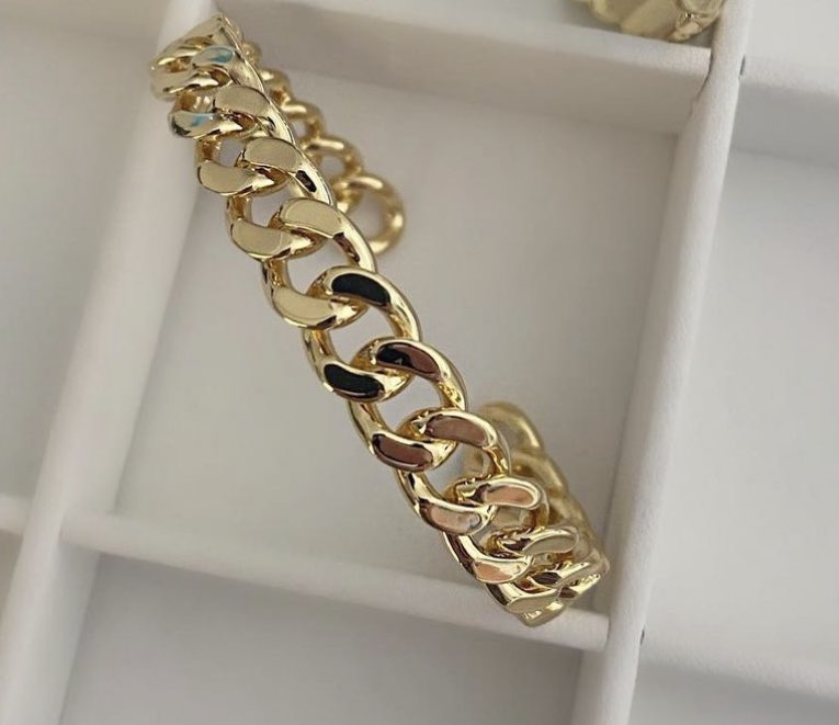 Nastexo Cuff Bracelet - 18k Gold Plated