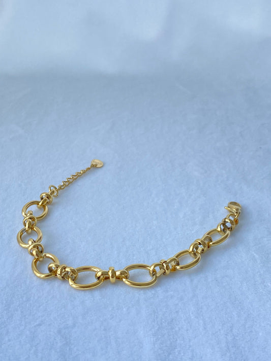 Soumia Bracelet - 18K Gold Plated