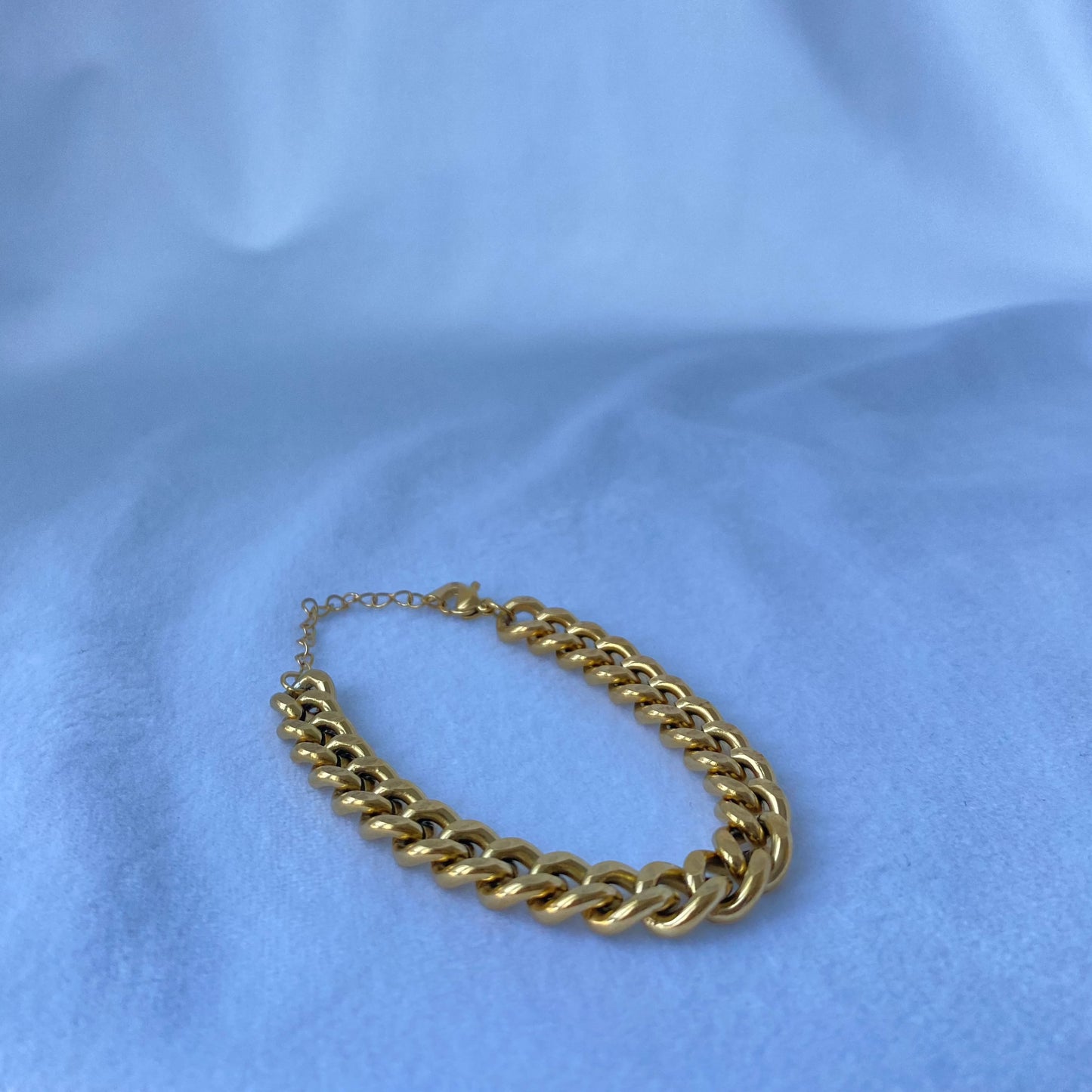 Iman Cuban Chain Bracelet - 18k Gold Plated